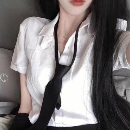 幽灵山谷 封面